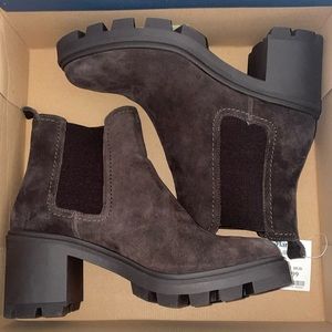 New with tags Splendid boots. Dark Chocolate size 9.5